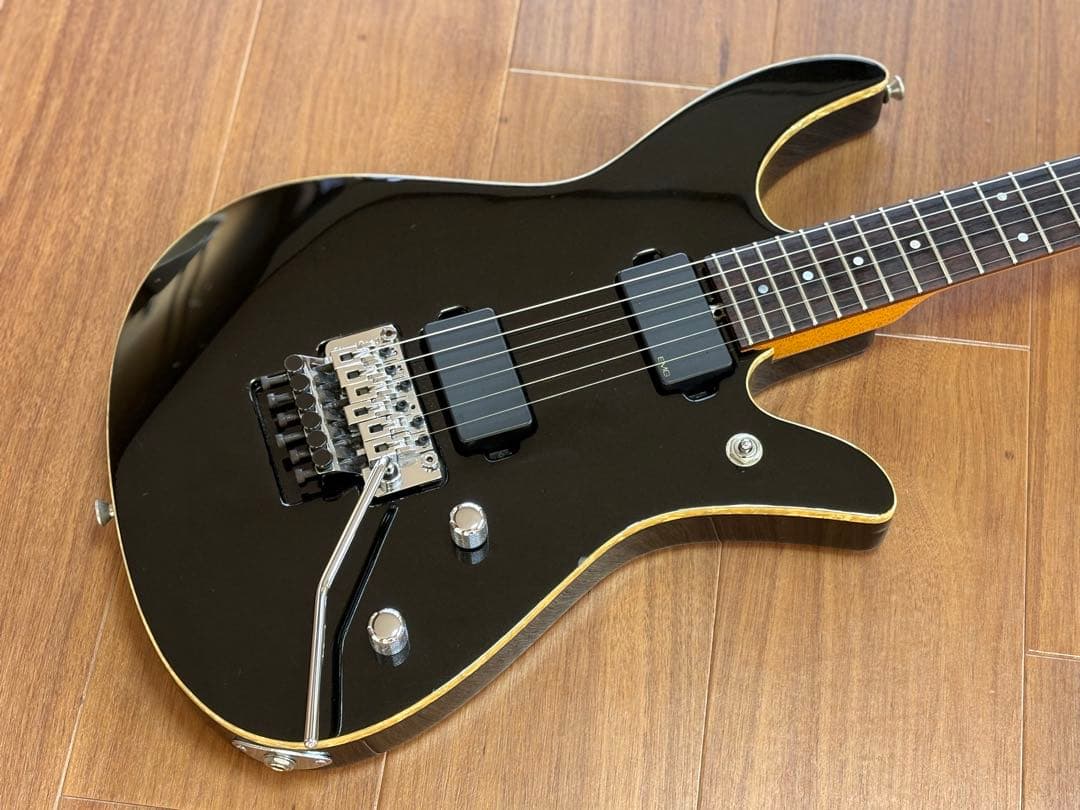 Crews Maniac Sound Solution カタログ外モデル エレキギター】Crews Maniac Sound solutionシリーズより、7弦