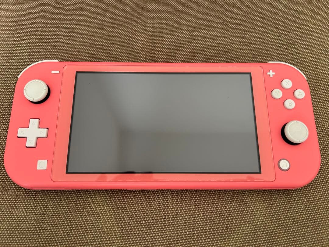 【Nintendo Switch Lite】　コーラル Amazon.co.jp: Nintendo Switch Lite コーラル : ゲーム