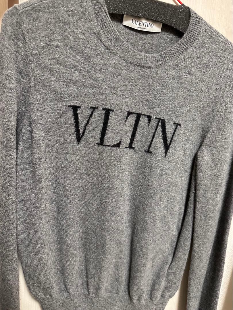 VALENTINO グレー VLTN ロゴ カシミヤセーター （ライライ） Valentino VLTN Logo Sweatshirt Vintage Men's Crew Neck Pullover