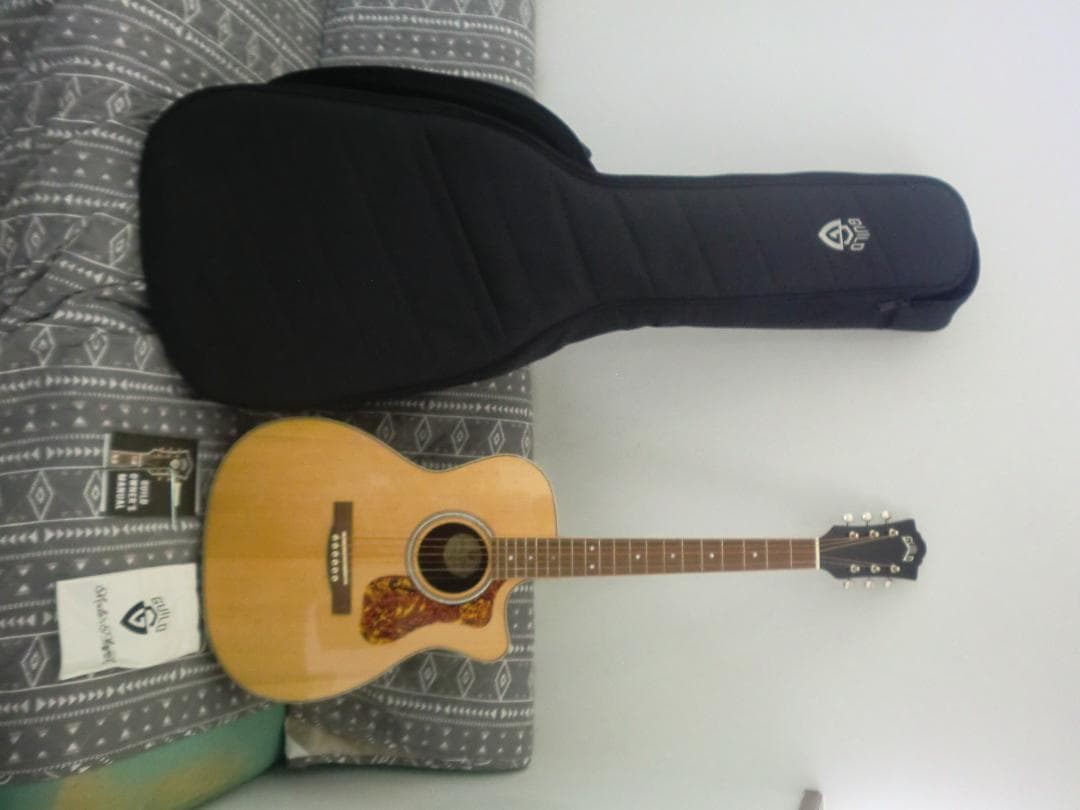 GUILD / OM-250CE RESERVE Natural 美品 jpeg