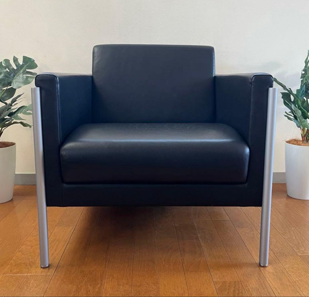 イトーキ MEZZO ラウンジチェア ① 本革 21万 モダン シングルソファ