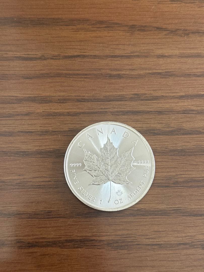 【純銀1oz】カナダ メイプルリーフ 9999 31.1g カプセル付