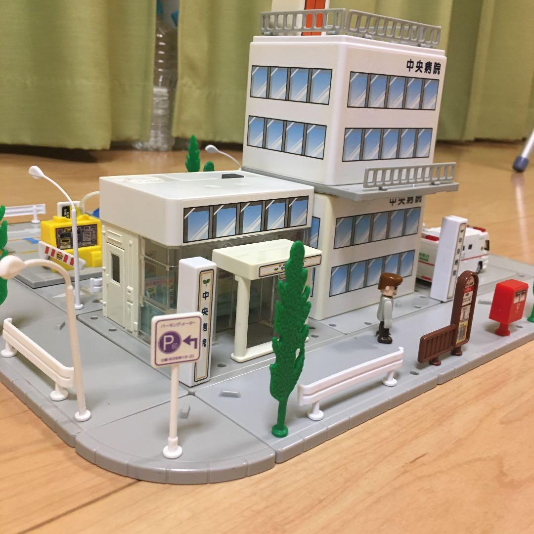 Tiger様専用 総合病院っぽい トミカタウン 病院 薬局 駐車場 ミニカー
