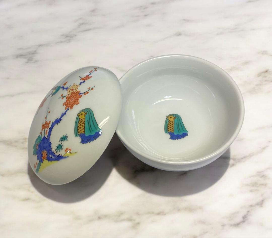 steinさま専用 アマビエのボンボニエール　小物入れ　有田其泉窯　皇室御用達 楽天市場】ボンボニエール リアン 食器 洋食器 お菓子入れ 磁器 美濃焼