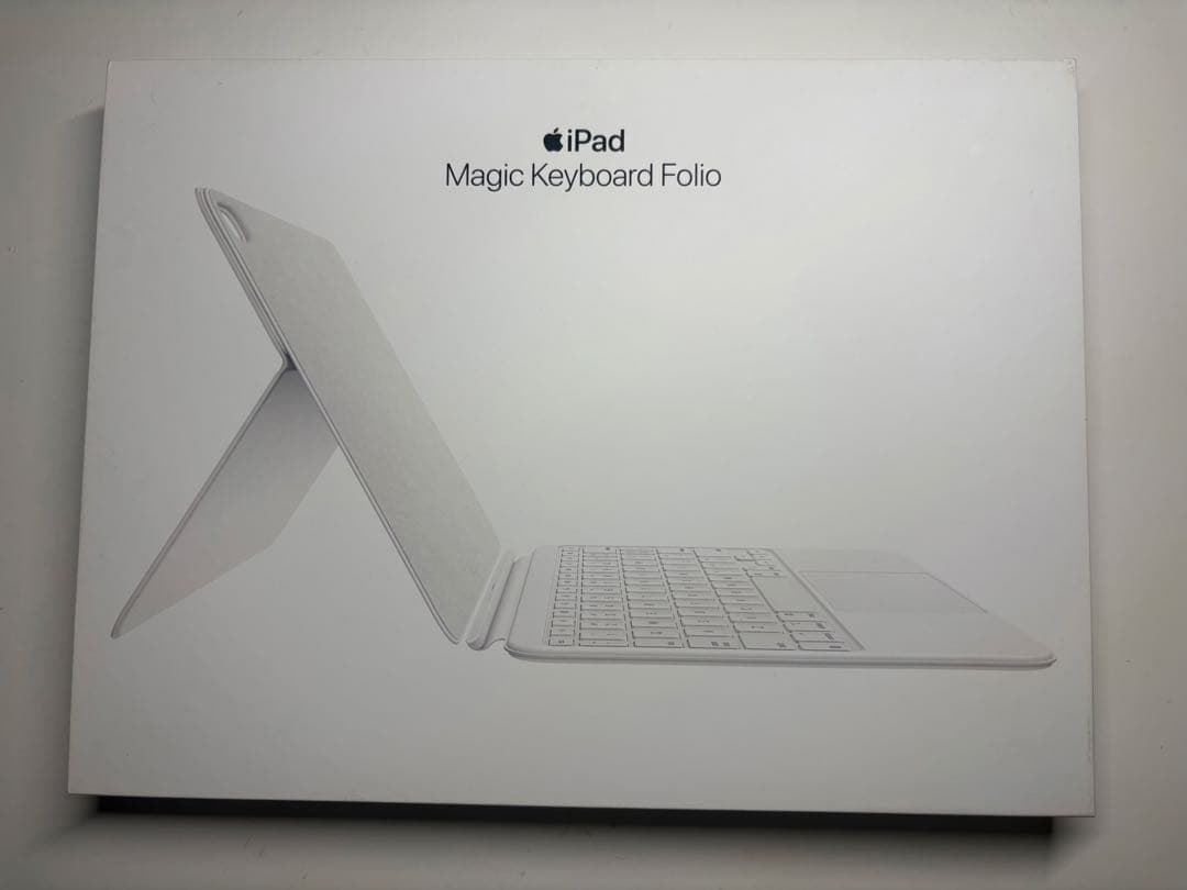 iPad Magic Keyboard Folio ホワイト第十世代　日本語 iPad（第10世代）用Magic Keyboard Folio - 日本語 キーボード一体型