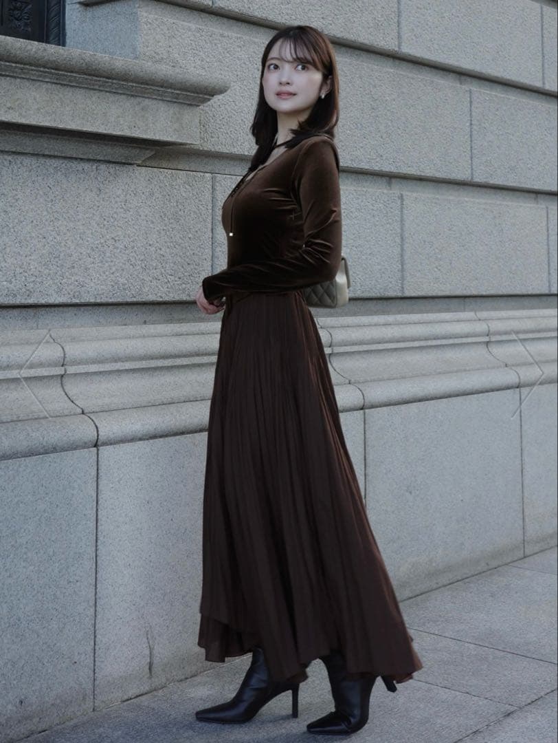 anuans ベロアシフォンドッキングワンピース BROWN サイズ1 - メルカリ