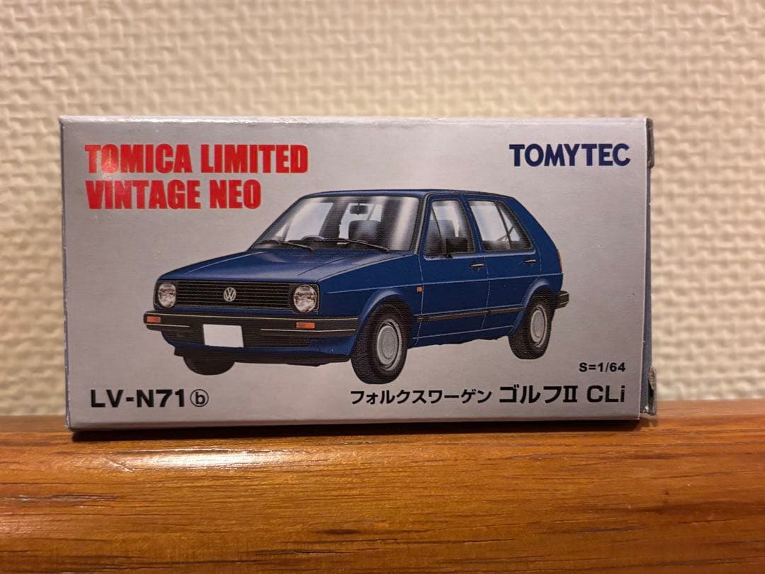 トミカリミテッド1/64LV-N71bフォルクスワーゲン ゴルフ II CLi トミカリミテッド1/64LV-N71bフォルクスワーゲン ゴルフ II CLi LV