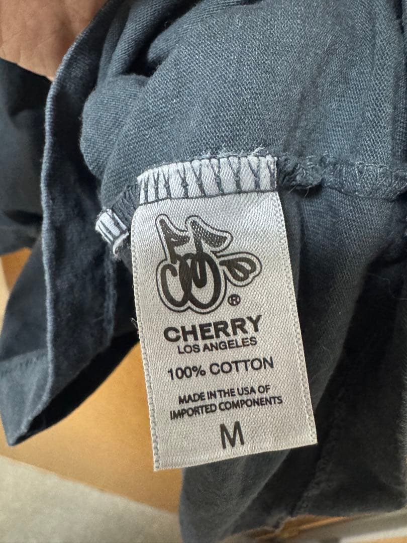 Cherry Los Angeles ロンT Girls Don't Cry - メルカリ