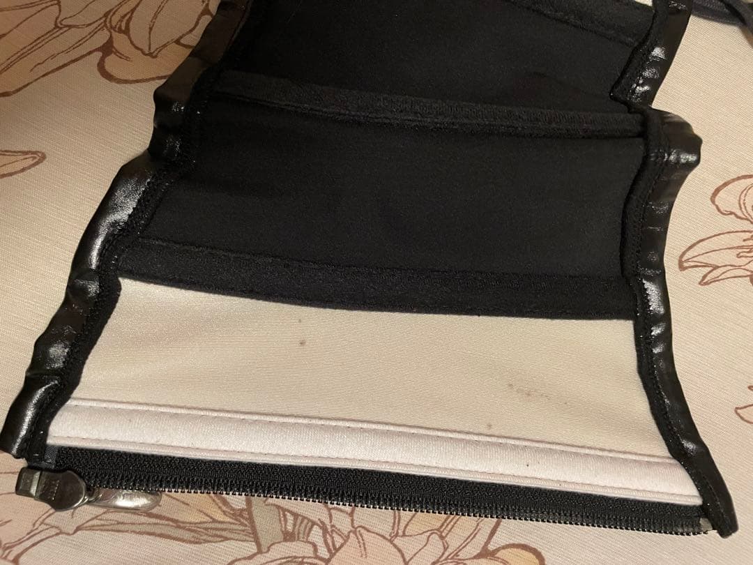 アフィックス パラパラ エナメル コルセット ボンデージ - メルカリ