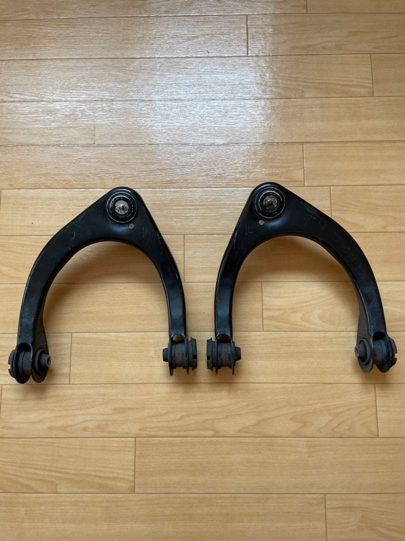 レクサス IS GSE20 フロント アッパーアーム - メルカリ