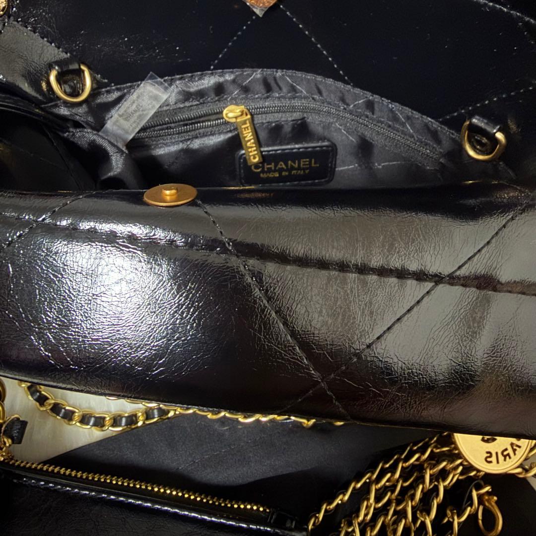 r*n様 CHANEL ノベルティ チェーンバッグ パール ポーチ付き - メルカリ