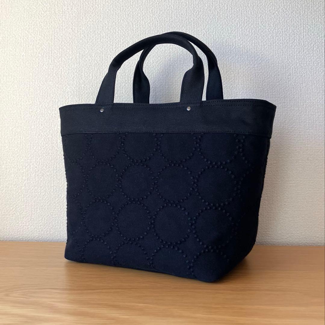 トートバッグ dopタンバリン　ブラック ミナ トートバッグ タンバリン ブラック｜ミナ ペルホネン / minä