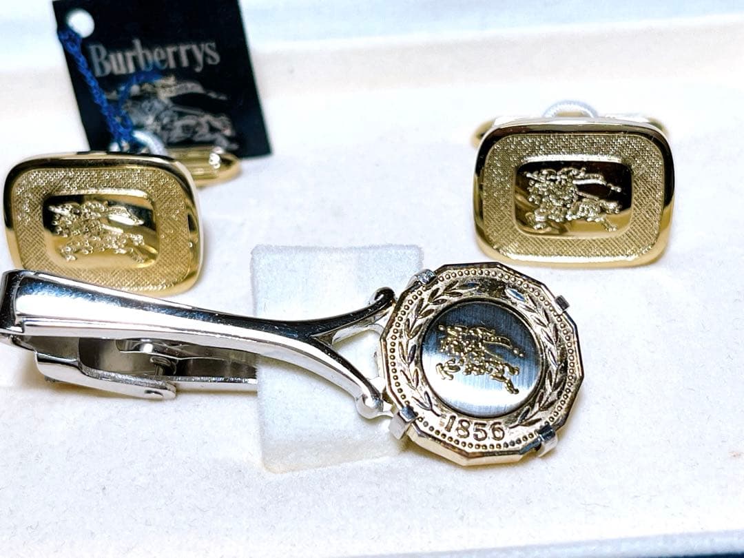 未使用】Burberry SILVER925 騎士 ネクタイピン カフス - メルカリ
