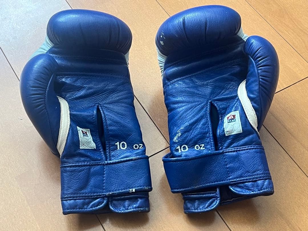 ウイニング（Winning）製旧アマチュアボクシンググローブ10oz（青