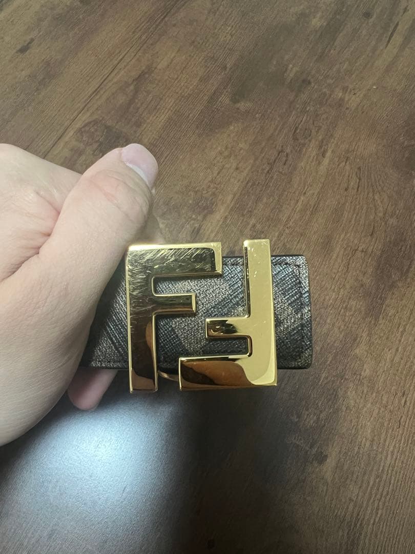 ‼️FFスクエアベルト‼️ ブラックレザー リバーシブルベルト FFスクエアベルト レザー ブラック | Fendi