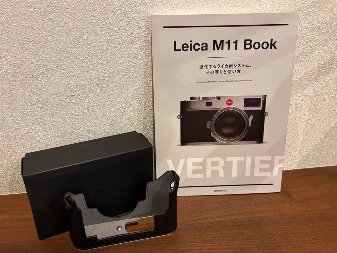 【ライカ M11 カメラケース・ミスターストーン】 ライカ M11 専用ボディケース ヴィンテージ（グリップ付） | Mr.Stone