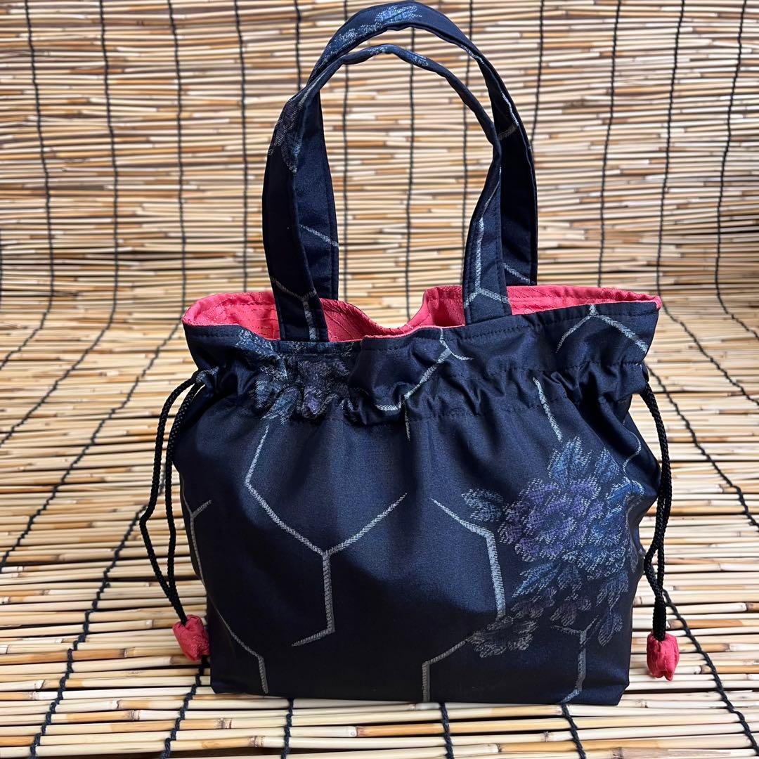 大島紬リメイク＊手作りおしゃれ日傘とお揃い巾着トート＊黒地花柄