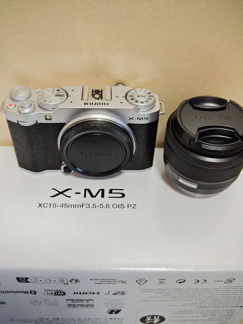 Fujifilm X-M5 ミラーレスカメラ レンズキット　ほぼ新品です 富士フイルム、約355gの軽量ボディを実現したミラーレスカメラ