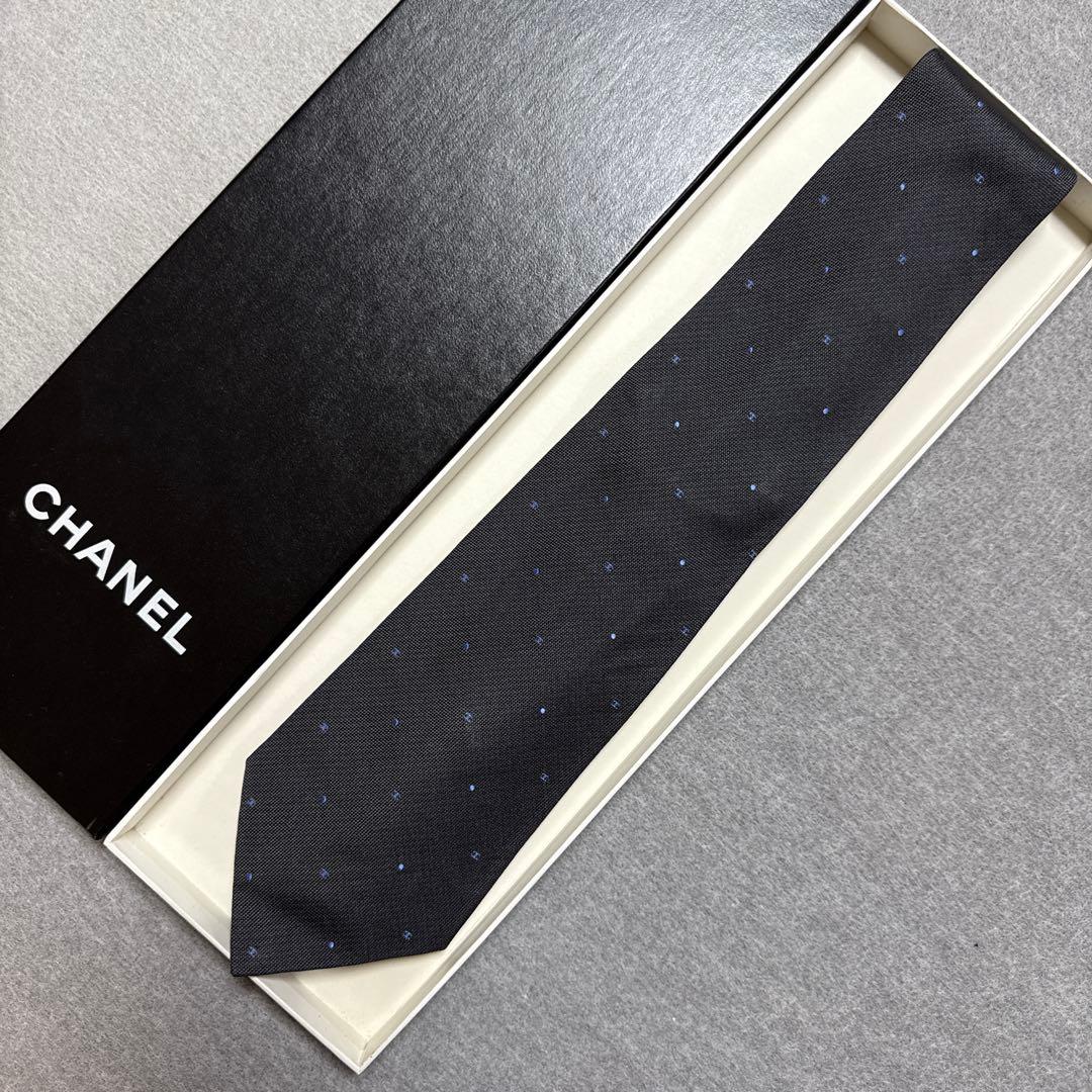 美品 シャネル ネクタイ グレー CCココマーク チェーン付 シルク