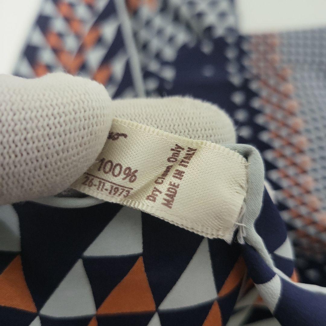 K*M様 Salvatore Ferragamo シルク スカーフ 幾何学模様 - メルカリ