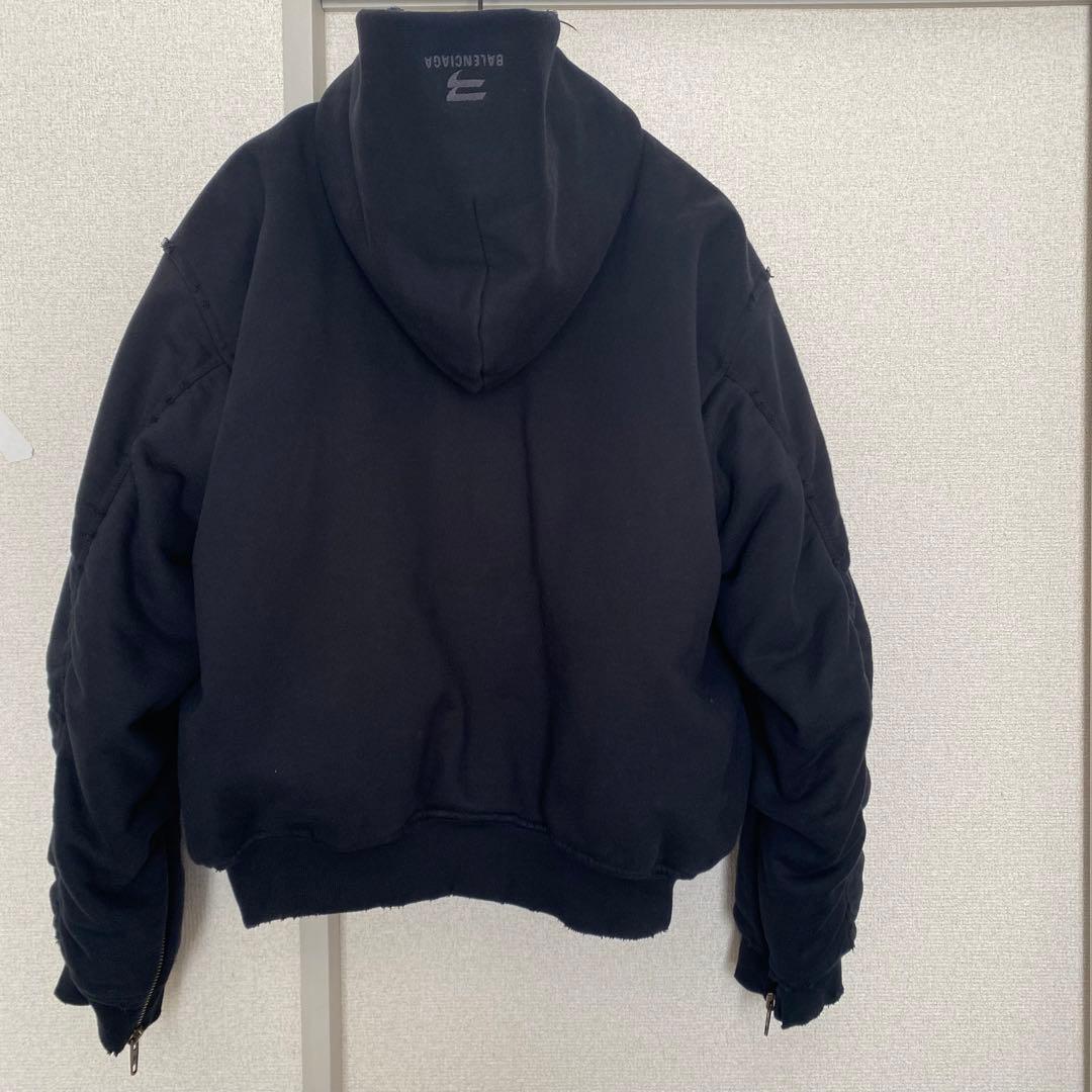 BALENCIAGA Sporty B Bomber Hoodie - メルカリ