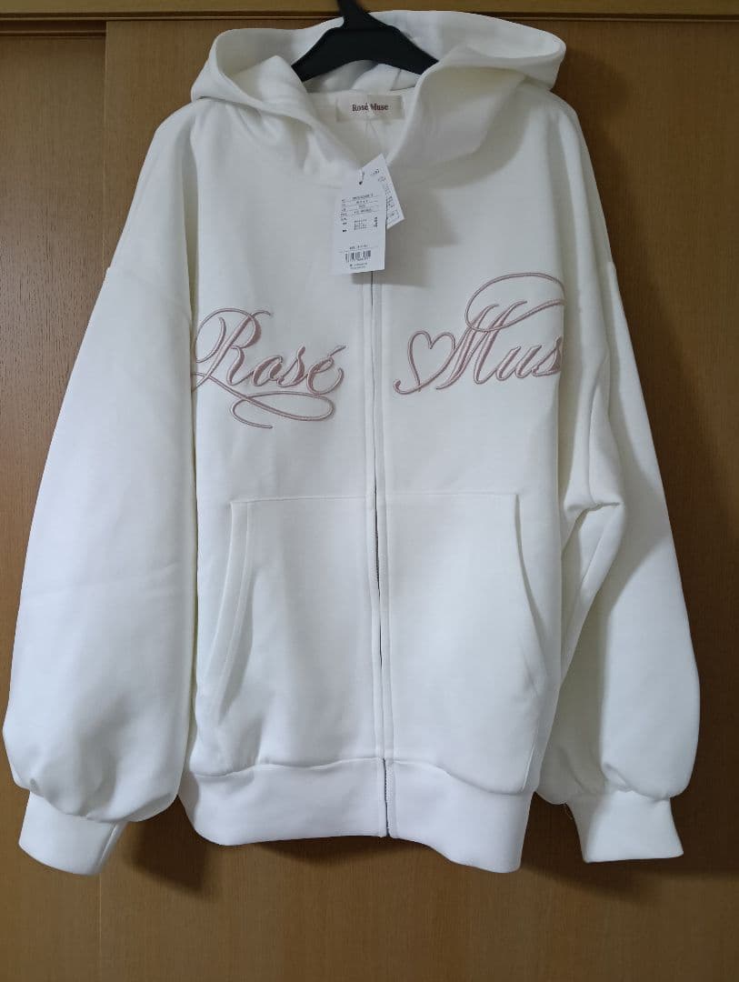 RoseMuseロゼミューズ Logo 3d embroidery hoodie - メルカリ