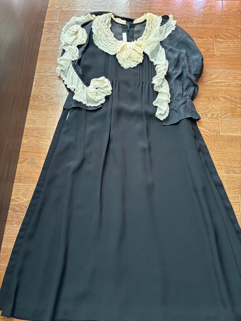 ブ*ン様 最終値下げ　ピンクハウス　ワンピースセット バラ園うさぎプリントパッチワークワンピース｜ピンクハウス