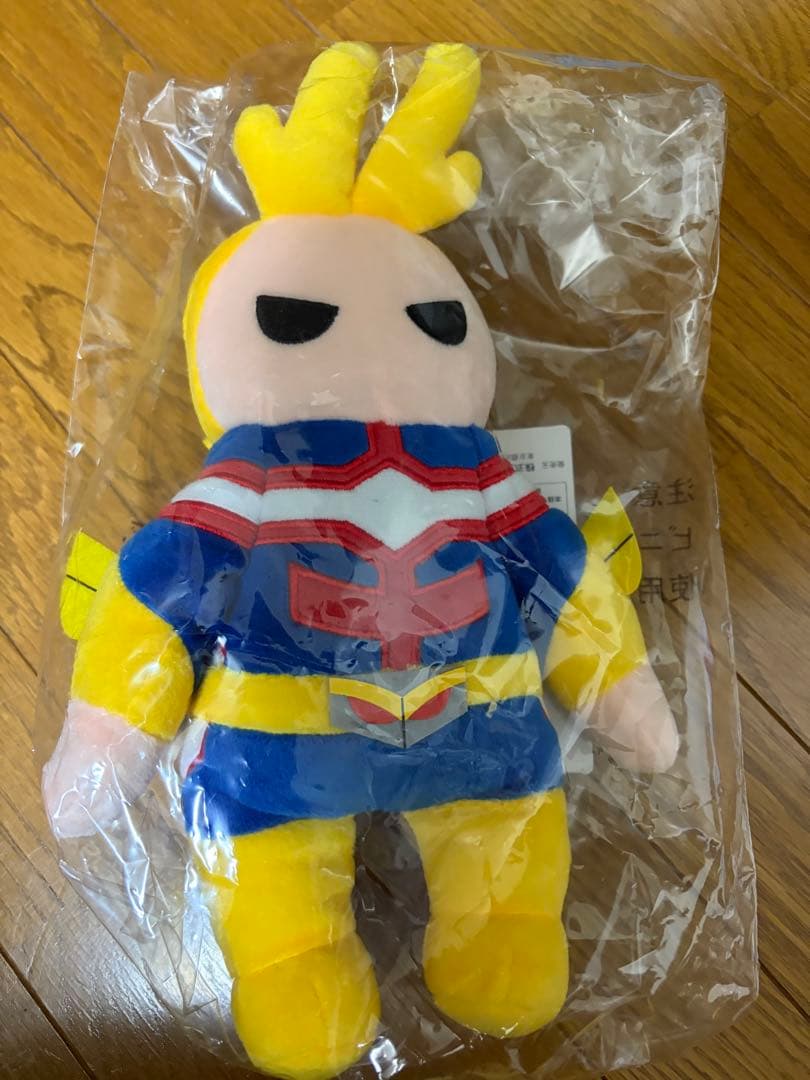 ヒロアカ 一番くじ 紡がれる想い E賞 オールマイトぬいぐるみ - メルカリ