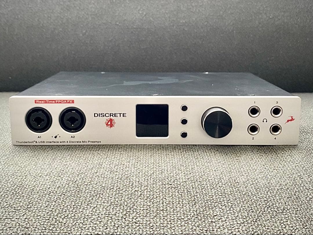 Antelope Audio Discrete4 & Edge Duo（未使用） Antelope Discrete 4 Synergy Core Audio Interface | FrontEndAudio.com