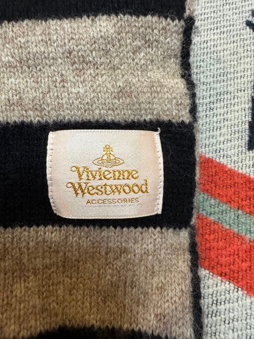 希少 Vivienne Westwood ORB ポンポン付マフラー ボーダー - メルカリ