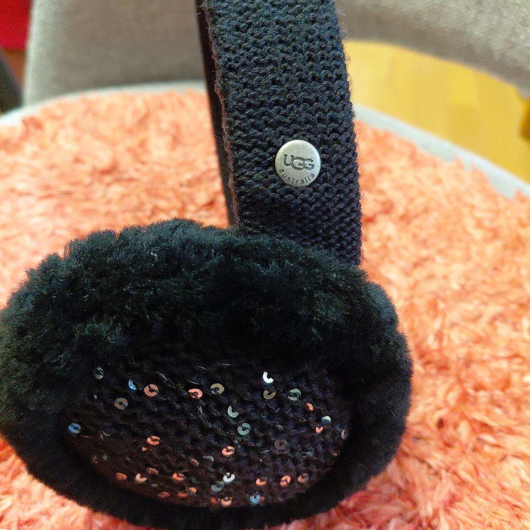 UGG ブラック耳あて・イヤーマフ - メルカリ