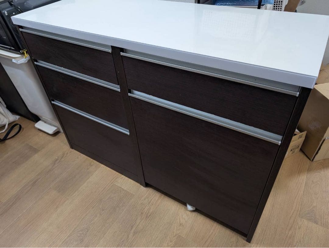 ニトリ　ダークブラウン 食器棚 4段引き出し ホワイト天板 楽天市場】キッチンカウンター(キュリー2 120CT) ホワイト ダーク