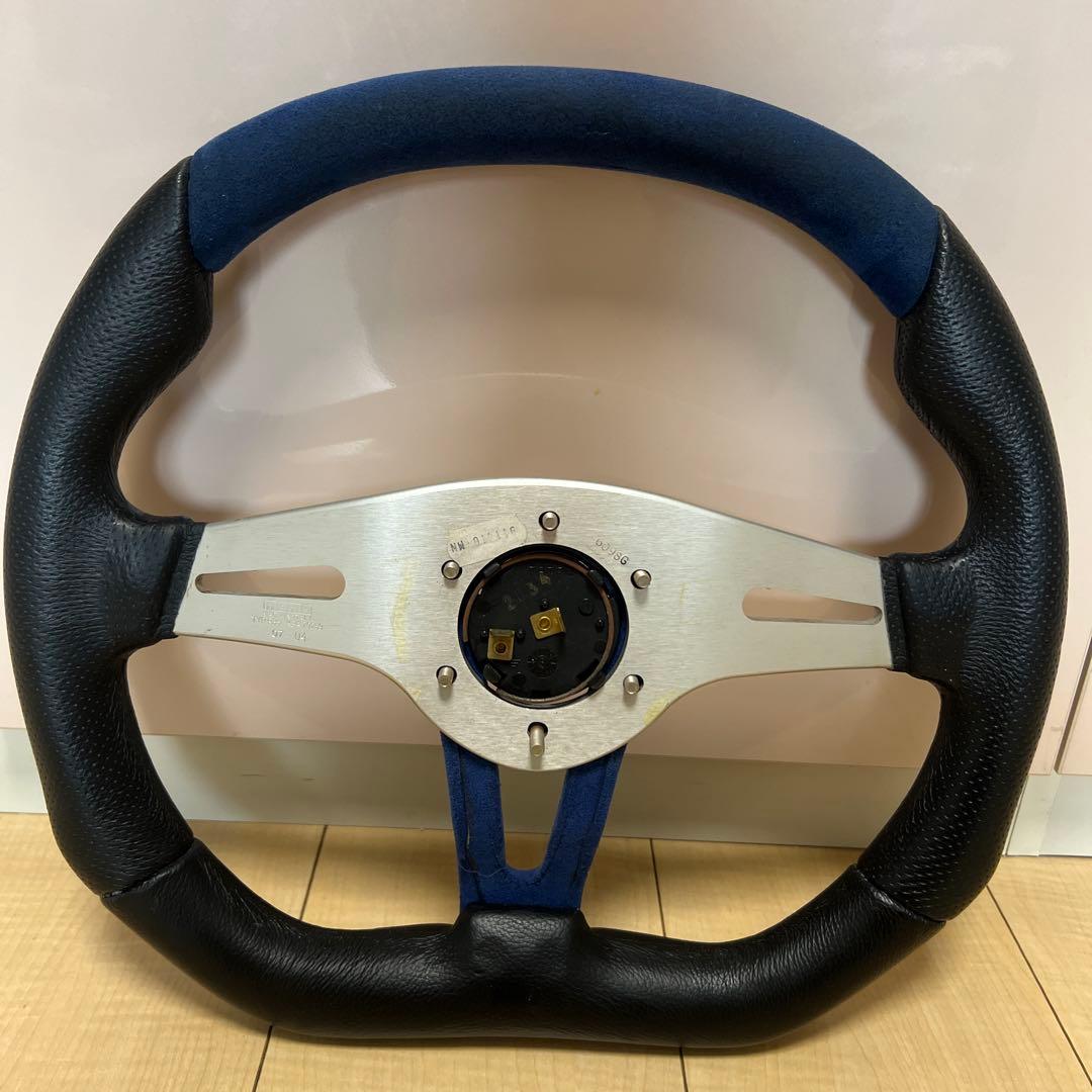 モモステアリング TYP R35-KBA 70259 momo 35cm MOMO TYPE R35