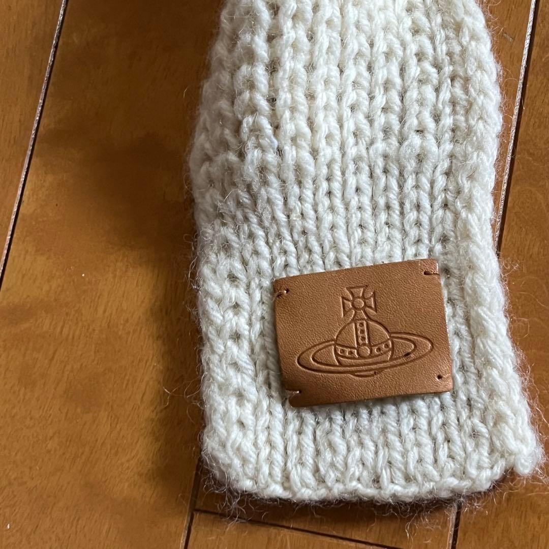 Vivienne Westwoodキャットイヤー フラップニット帽 白 - メルカリ