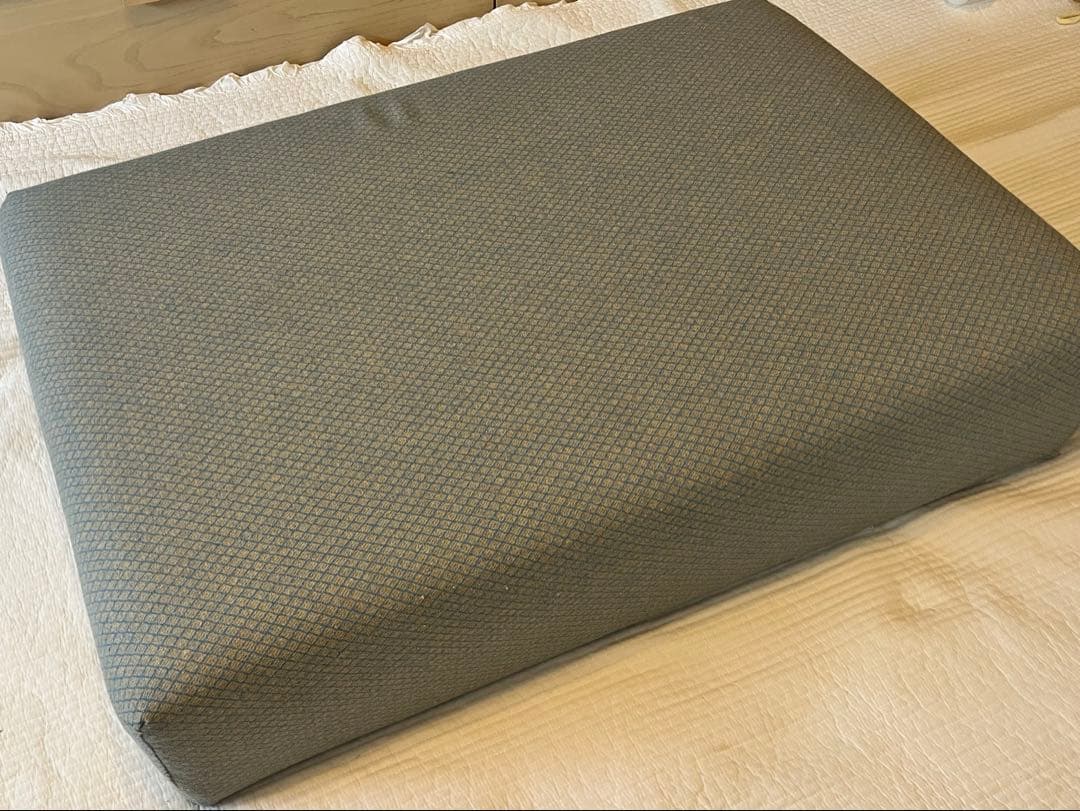 ACTUS キューブ ロースツール ベンチ 楽天市場】SALE モデルルーム展示品 CUBES STOOL/キューブ スツール