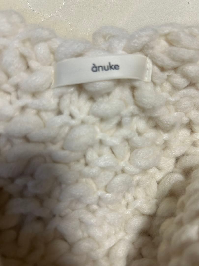 anuke ループニットベスト - メルカリ