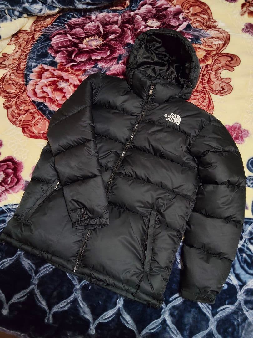 THE** NOR TH FACE.** ブラックダウンジャケット ザ ノース フェイス THE NORTH FACE ダウンジャケット （ブラック