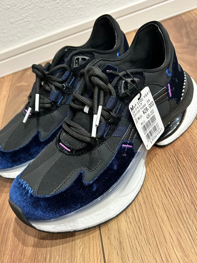 新品未使用】VEGE LASUD ベロアミックスデザイン スニーカー - メルカリ