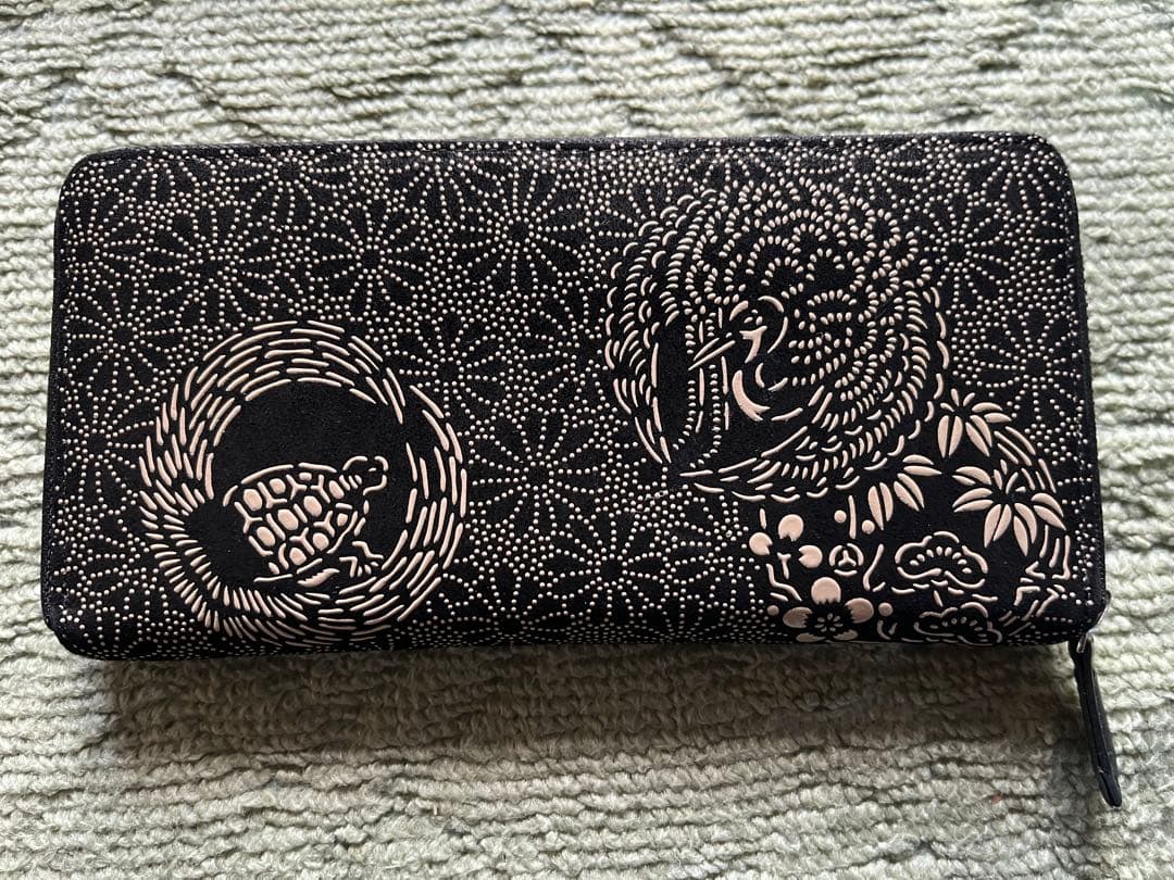 印伝屋 長財布 鶴亀 - メルカリ