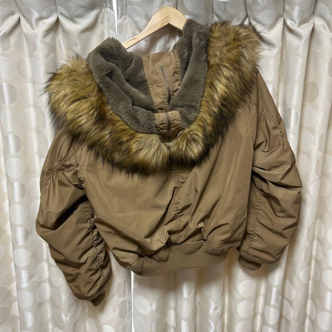 MOUSSY ファー付きブラウンMA-1ジャケット - メルカリ
