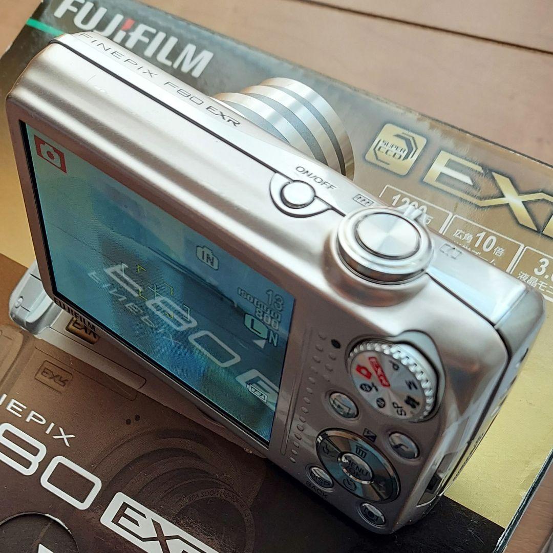 動作品】FUJIFILM FINEPIX F80EXR シルバー - メルカリ