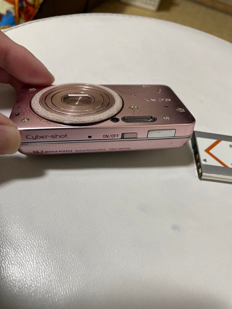 デジタルカメラ SONY cyber shot 16.1MP DSC-W570D