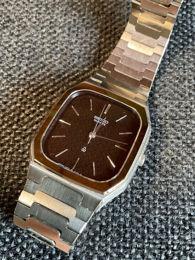 SEIKO セイコー エンブレム　アンティーク　クォーツ　腕時計 SEIKO セイコー エンブレム アンティーク クォーツ 腕時計