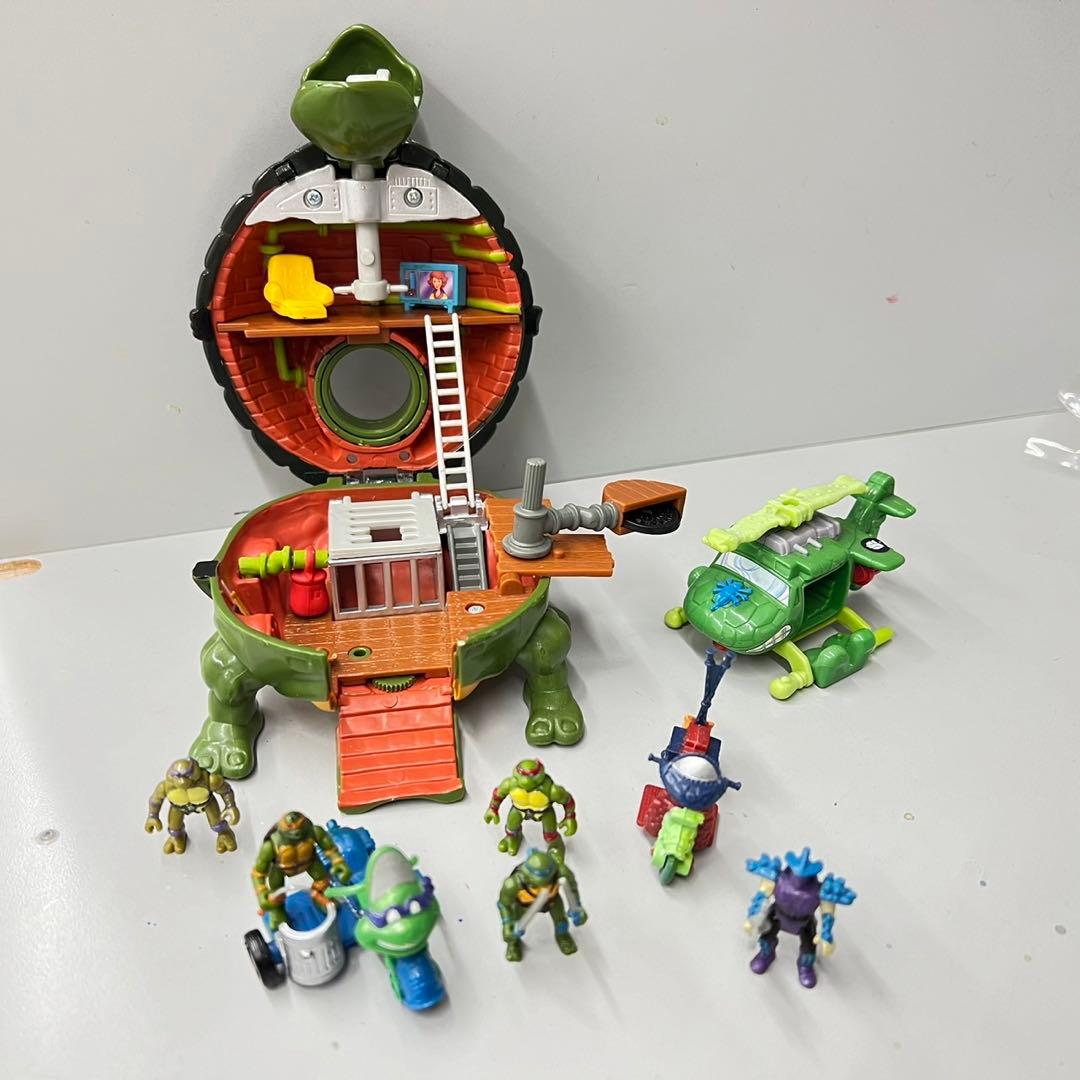 ミュータントタートルズ ミニタートルマシン　レオナルドベース ミュータント ニンジャ タートルズ ミニタートルズ レオナルドベース