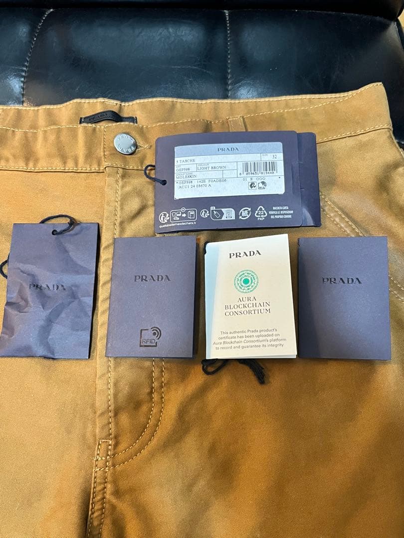 PRADA 24fwモールスキン パンツ W32 - メルカリ