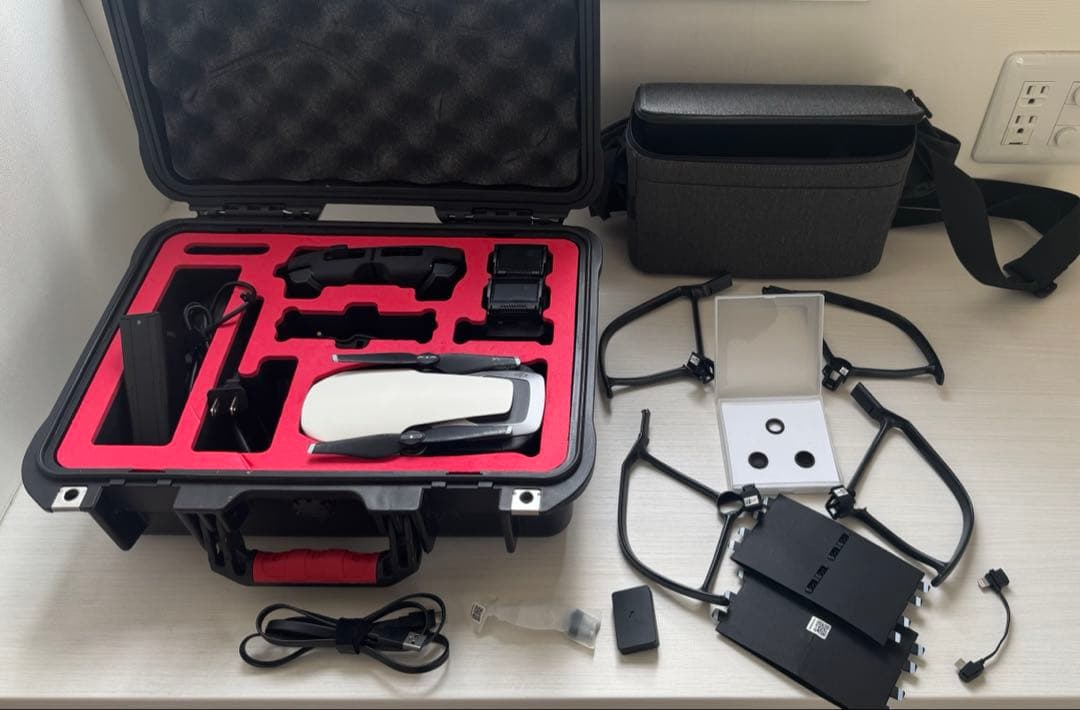DJI Mavic air フライモアコンボセット Buy DJI Mavic Air Fly More Combo Arctic White (Refurbished) – Camrise