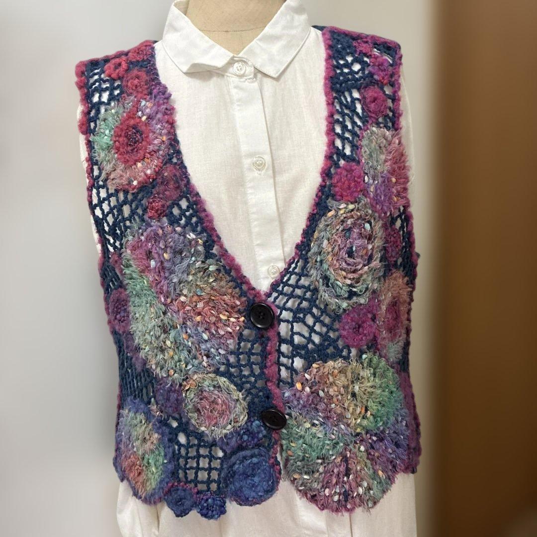 花柄モチーフニットベスト | 京都通販ミセスのファッション館・本店