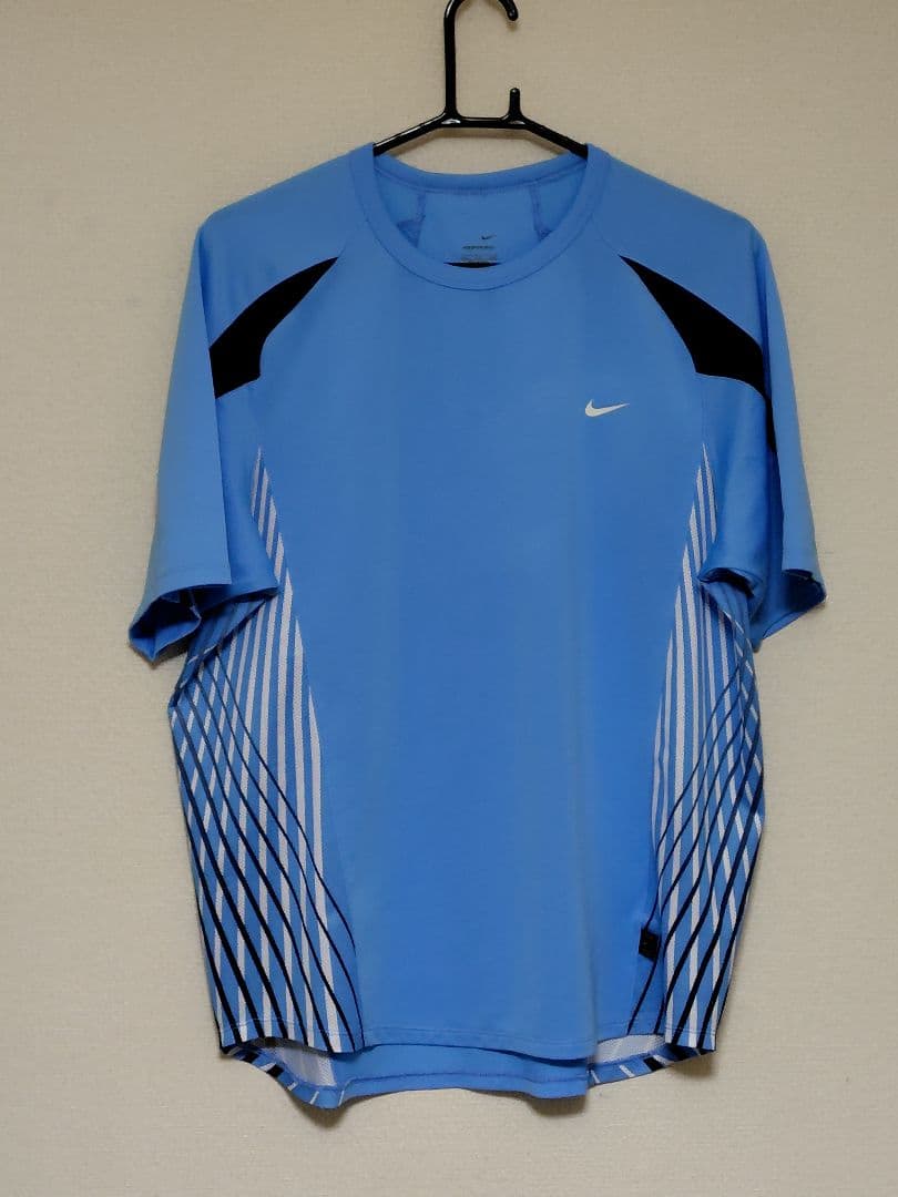 ナイキ テニスウェア 上下セット フェデラー着用モデル 2006