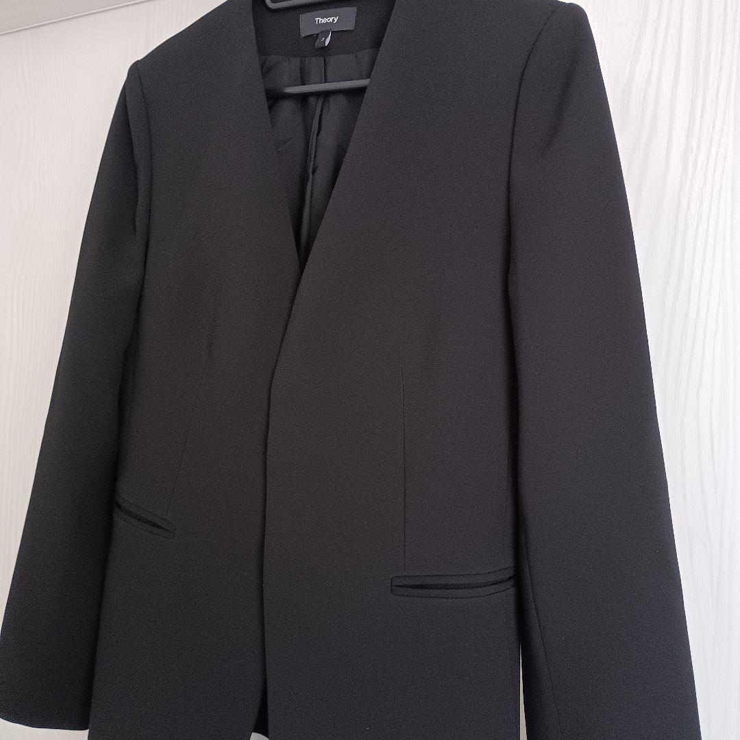 セオリー 現行 2 パンツスーツ ブラック ノーカラー セットアップ 入学