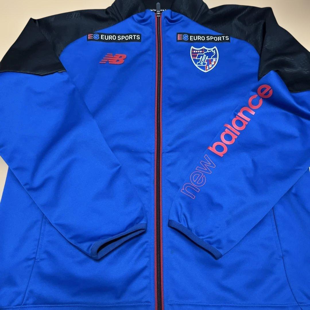 【完売品】2022 FC東京 小平練習着 ウィンドブレーカージャケット　Lサイズ 2022 FC東京 小平練習着 ウィンドブレーカージャケット／サッカー